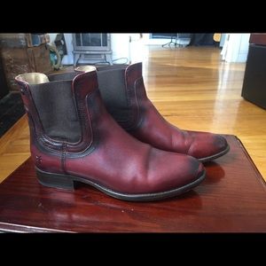 Frye Lindsay Gore short 8